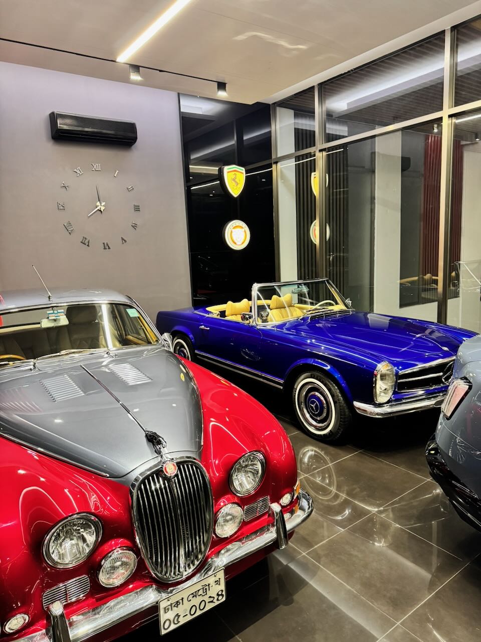 Jaguar Mark II and Pagoda SL