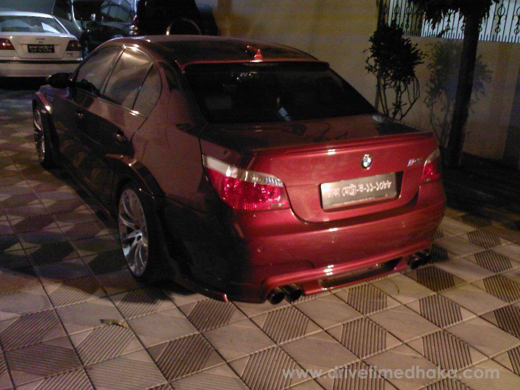 E60 M5 V10 with Hamann Kit